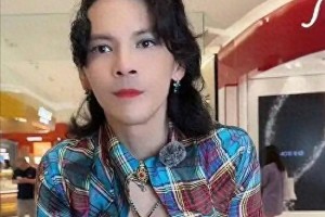 向佐女装直播带货破五千万，豪门二代转型引热议